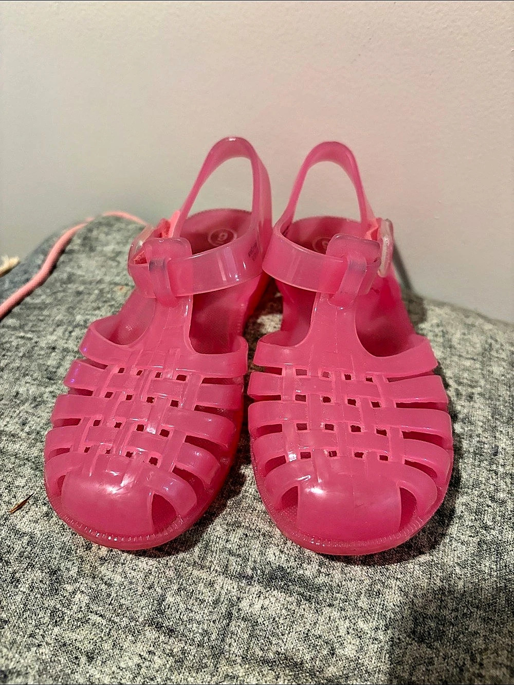 Carter's jelly sandals Pink Like New